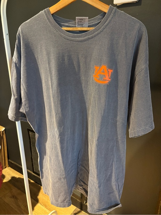 Comfort Colors Other - Auburn Tigers Tee with Orange AU Logo